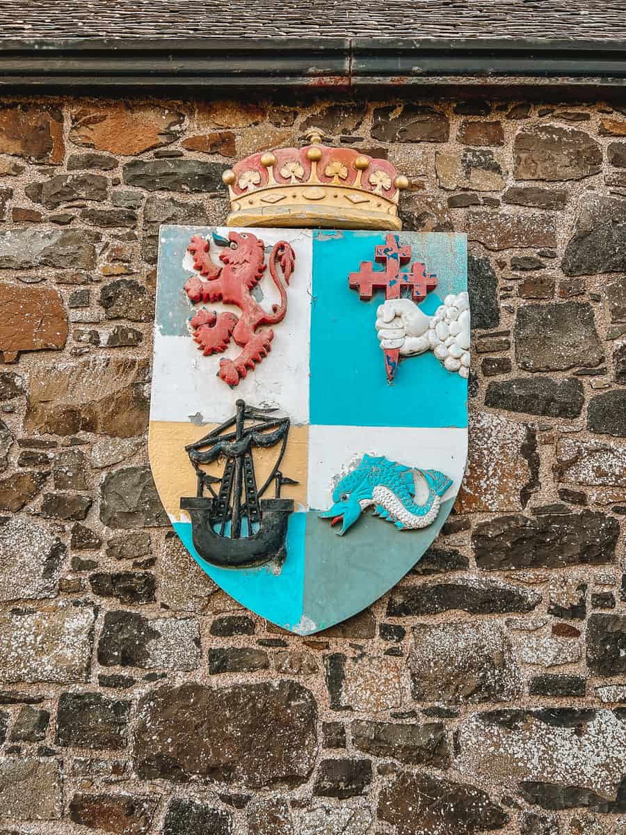 Dunluce Castle coat of arms