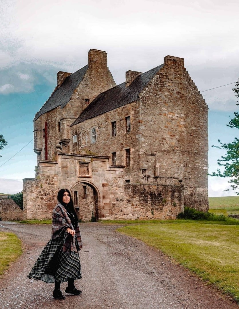How to visit lallybroch