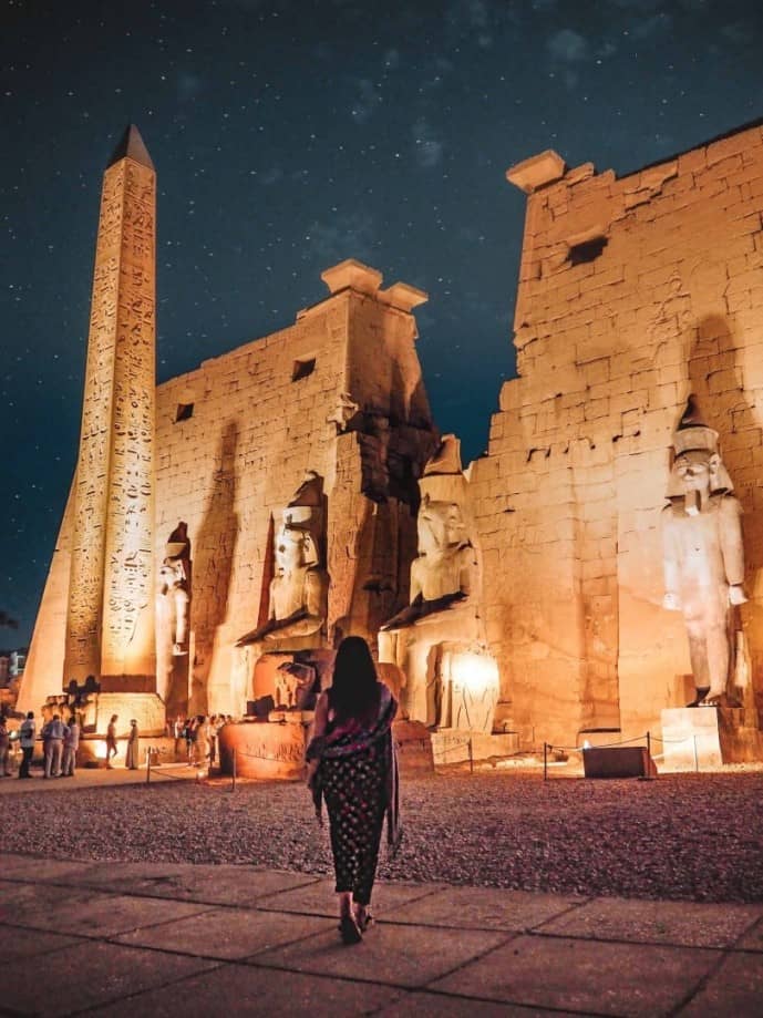 things to do in luxor at night