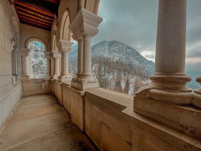 Inside-Neuschwanstein-Castle