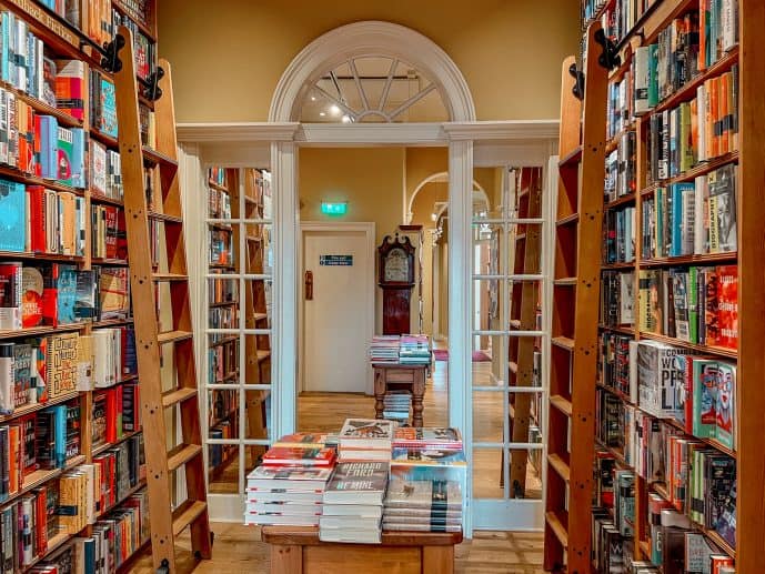 Toppings Edinburgh bookstore
